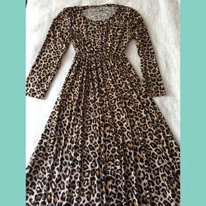 Women’s Leopards Print Dress